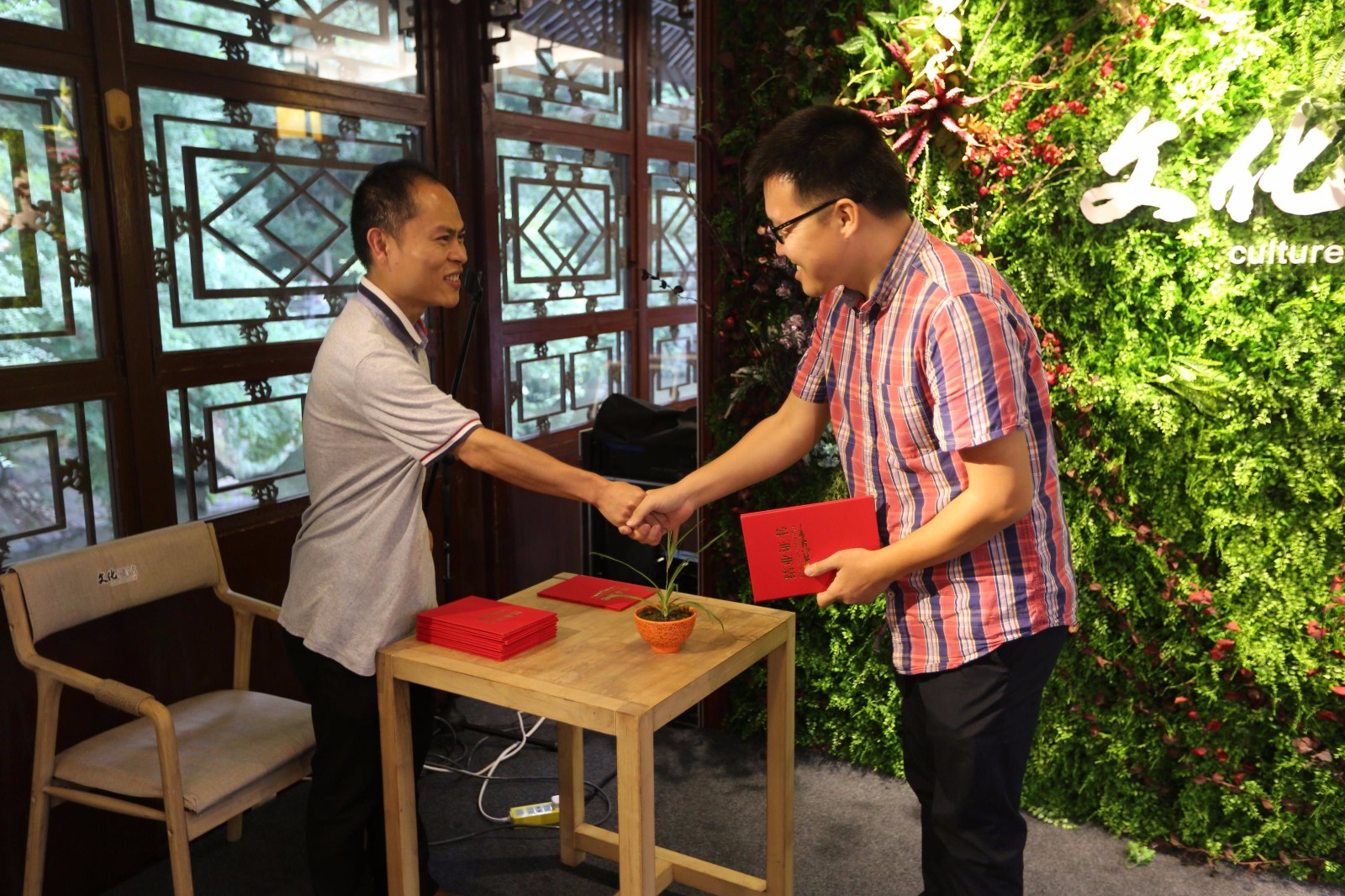 1528943102905560.jpg 1528943102905560.jpg