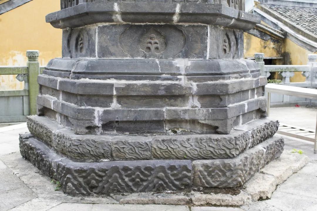 1587865940635536.jpg 1587865940635536.jpg