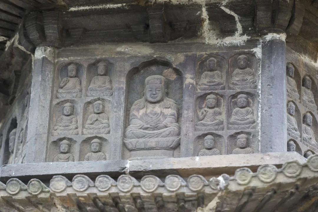 1587865975916361.jpg 1587865975916361.jpg