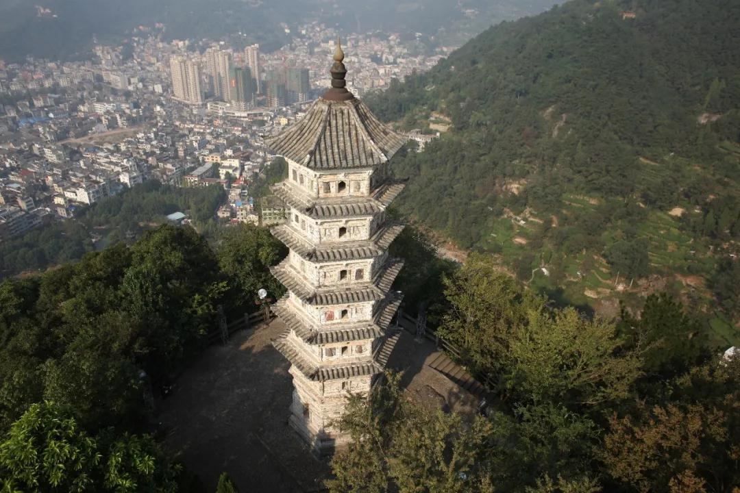 1587868877943945.jpg 1587868877943945.jpg