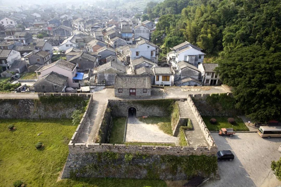 1587888503701116.jpg 1587888503701116.jpg