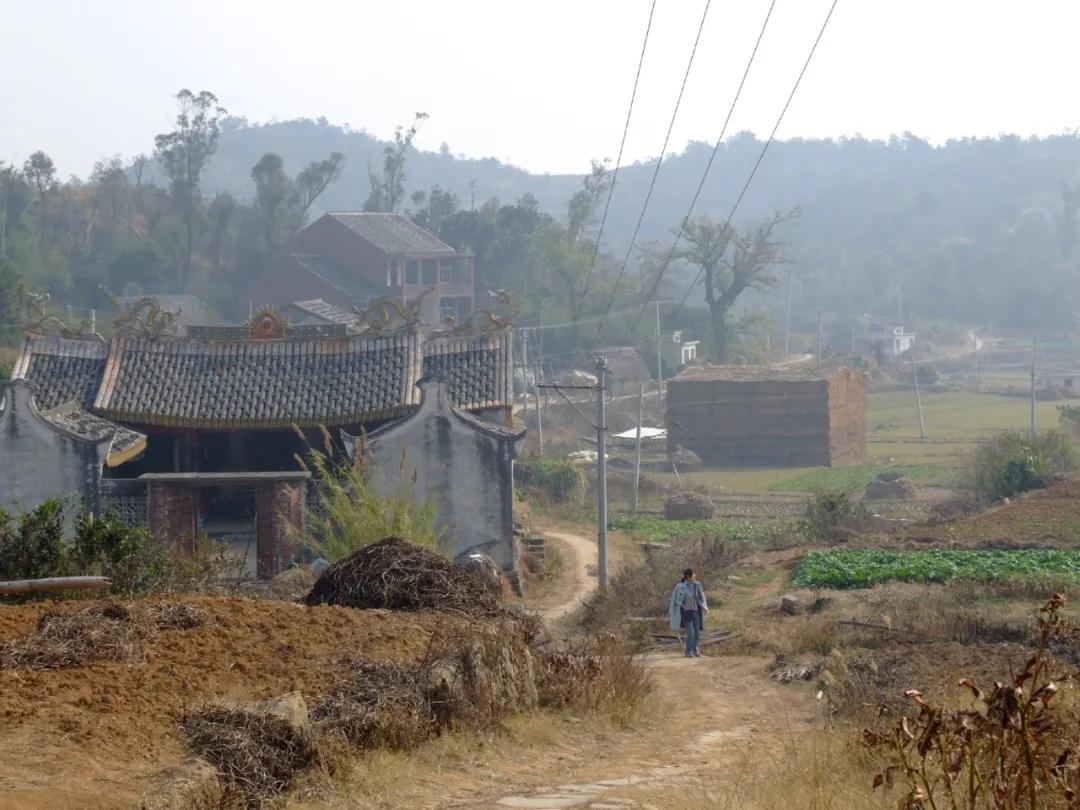 1587888766253672.jpg 1587888766253672.jpg