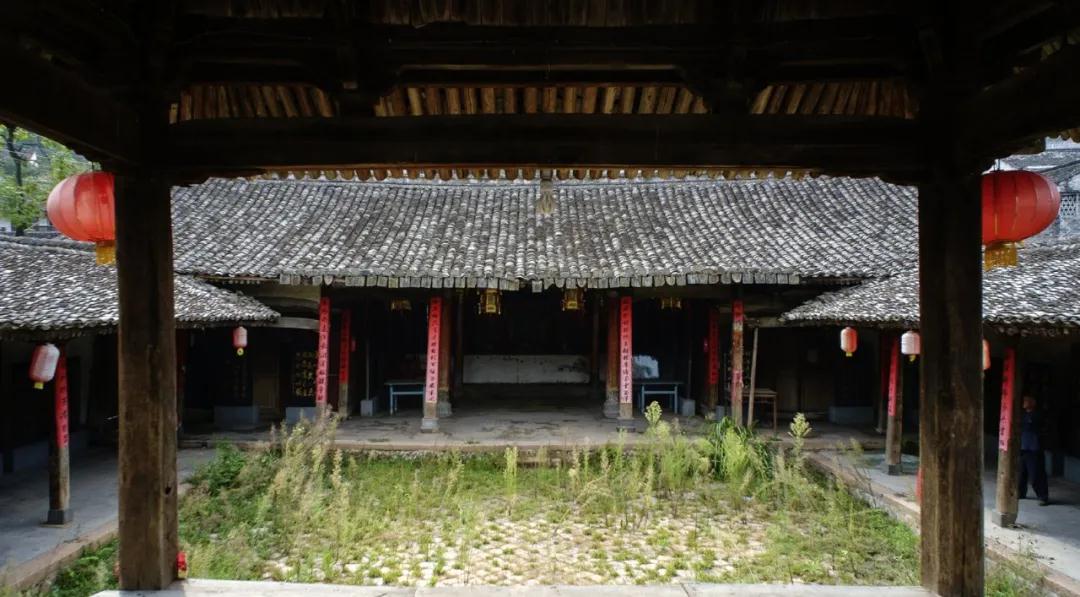 1587890955137619.jpg 1587890955137619.jpg