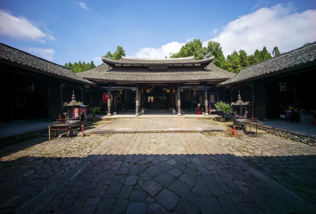 1587886859134056.jpg 1587886859134056.jpg